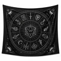 Arazzo da parete 150 x 150 cm in poliestere nero e bianco con dado e simboli fantasy decorativo