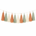 Ghirlanda decorativa con nappine 200 cm in carta arancione verde salvia avorio stile festivo
